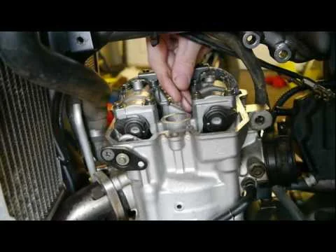 DRZ 400 - Valve Clearance Check